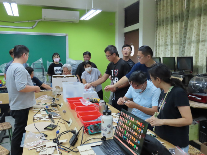 1151030福興科技中心【國中資科】程式設計教師增能研習-以賽道計時器為例